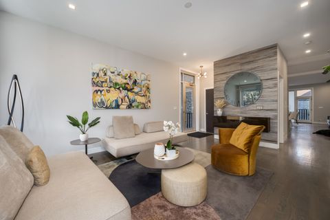 Tiny photo for 2136 W Lyndale Street #1W, Chicago, IL 60647 (MLS # 12635584)