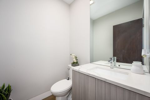 Tiny photo for 2136 W Lyndale Street #1W, Chicago, IL 60647 (MLS # 12635584)