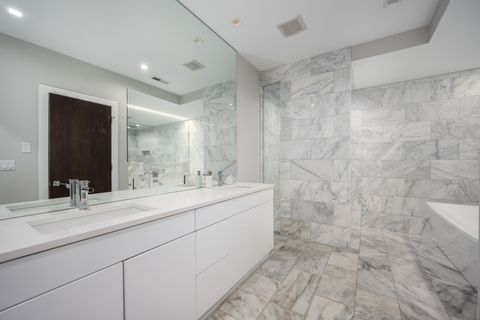 Tiny photo for 2136 W Lyndale Street #1W, Chicago, IL 60647 (MLS # 12635584)