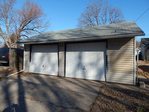 Tiny photo for 1621 W 7TH Street, Davenport, IA 52802 (MLS # 12597135)