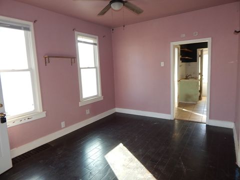 Tiny photo for 1621 W 7TH Street, Davenport, IA 52802 (MLS # 12597135)