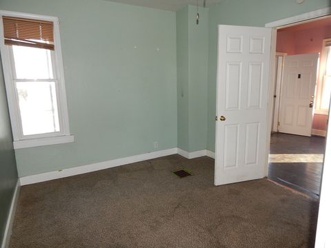 Tiny photo for 1621 W 7TH Street, Davenport, IA 52802 (MLS # 12597135)