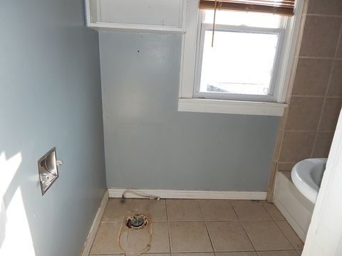 Tiny photo for 1621 W 7TH Street, Davenport, IA 52802 (MLS # 12597135)