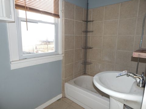 Tiny photo for 1621 W 7TH Street, Davenport, IA 52802 (MLS # 12597135)