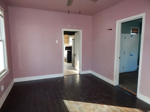 Tiny photo for 1621 W 7TH Street, Davenport, IA 52802 (MLS # 12597135)