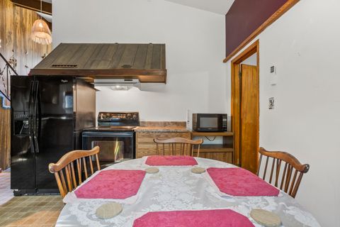 Tiny photo for 808 S Longview Road, Monticello, IL 61856 (MLS # 12479998)