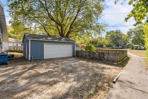 Tiny photo for 808 S Longview Road, Monticello, IL 61856 (MLS # 12479998)