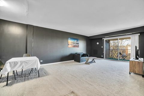 Tiny photo for 500 W Huntington Commons Road #448, Mount Prospect, IL 60056 (MLS # 12545146)