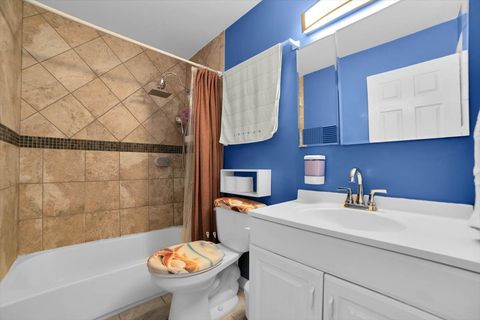 Tiny photo for 500 W Huntington Commons Road #448, Mount Prospect, IL 60056 (MLS # 12545146)