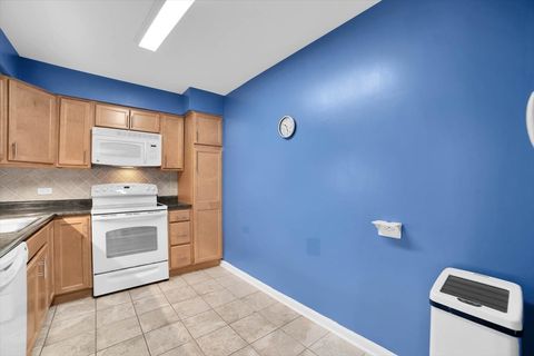 Tiny photo for 500 W Huntington Commons Road #448, Mount Prospect, IL 60056 (MLS # 12545146)