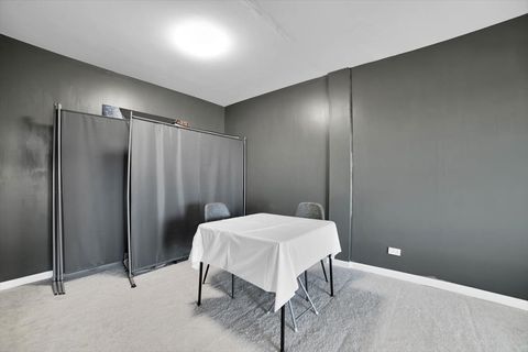 Tiny photo for 500 W Huntington Commons Road #448, Mount Prospect, IL 60056 (MLS # 12545146)