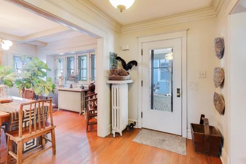 Tiny photo for 630 Wisconsin Avenue, Oak Park, IL 60304 (MLS # 12544831)