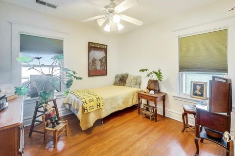 Tiny photo for 630 Wisconsin Avenue, Oak Park, IL 60304 (MLS # 12544831)