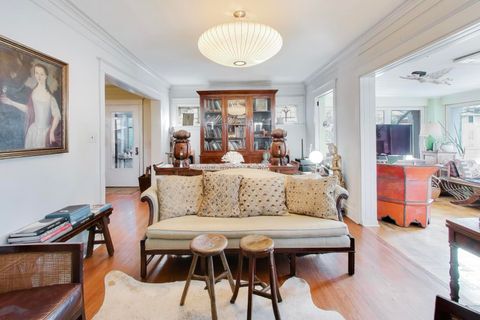 Tiny photo for 630 Wisconsin Avenue, Oak Park, IL 60304 (MLS # 12544831)