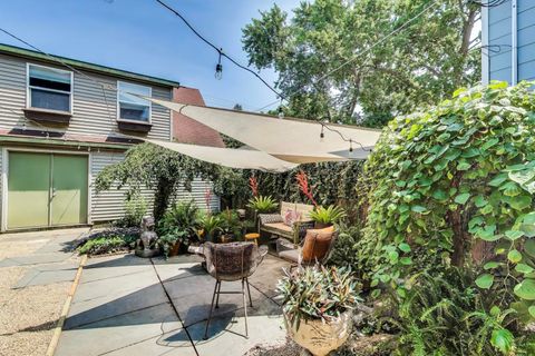 Tiny photo for 630 Wisconsin Avenue, Oak Park, IL 60304 (MLS # 12544831)