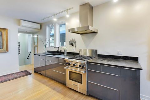 Tiny photo for 630 Wisconsin Avenue, Oak Park, IL 60304 (MLS # 12544831)