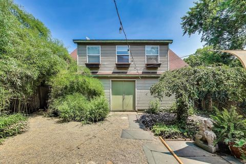 Tiny photo for 630 Wisconsin Avenue, Oak Park, IL 60304 (MLS # 12544831)