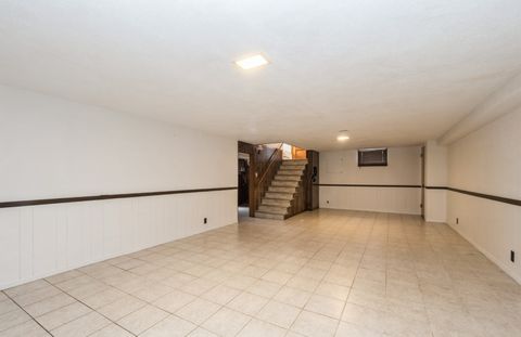 Tiny photo for 15 N Edison Avenue, Elgin, IL 60123 (MLS # 12464198)