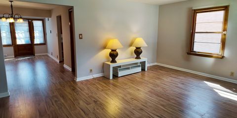 Tiny photo for 15 N Edison Avenue, Elgin, IL 60123 (MLS # 12464198)