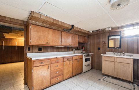 Tiny photo for 15 N Edison Avenue, Elgin, IL 60123 (MLS # 12464198)