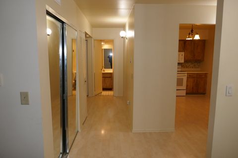 Tiny photo for 603 S River Road #2M, Des Plaines, IL 60016 (MLS # 12531686)