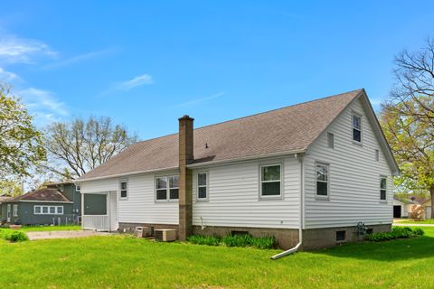 Tiny photo for 316 8th Avenue, Camanche, IA 52730 (MLS # 12589778)