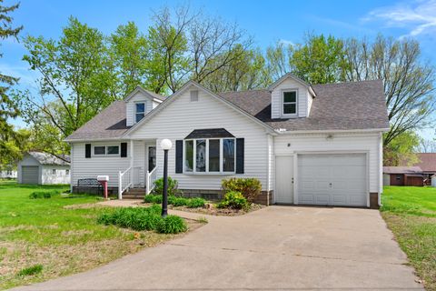 Photo of 316 8th Avenue, Camanche, IA 52730 (MLS # 12589778)