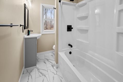 Tiny photo for 316 8th Avenue, Camanche, IA 52730 (MLS # 12589778)