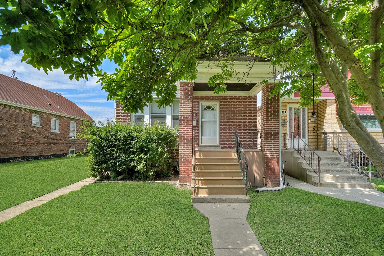 2718 Kenilworth Avenue