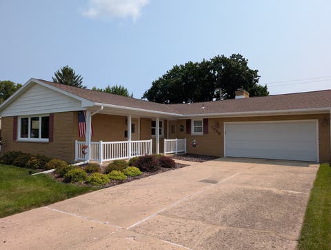 Photo of 1358 Empire Court, Freeport, IL 61032 (MLS # 12728868)