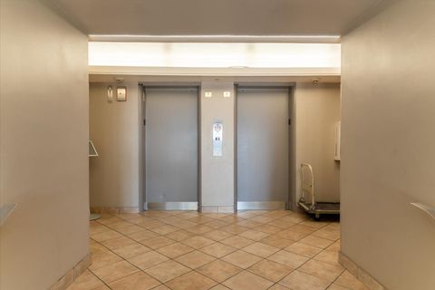Tiny photo for 6300 N Sheridan Road #710, Chicago, IL 60660 (MLS # 12450706)