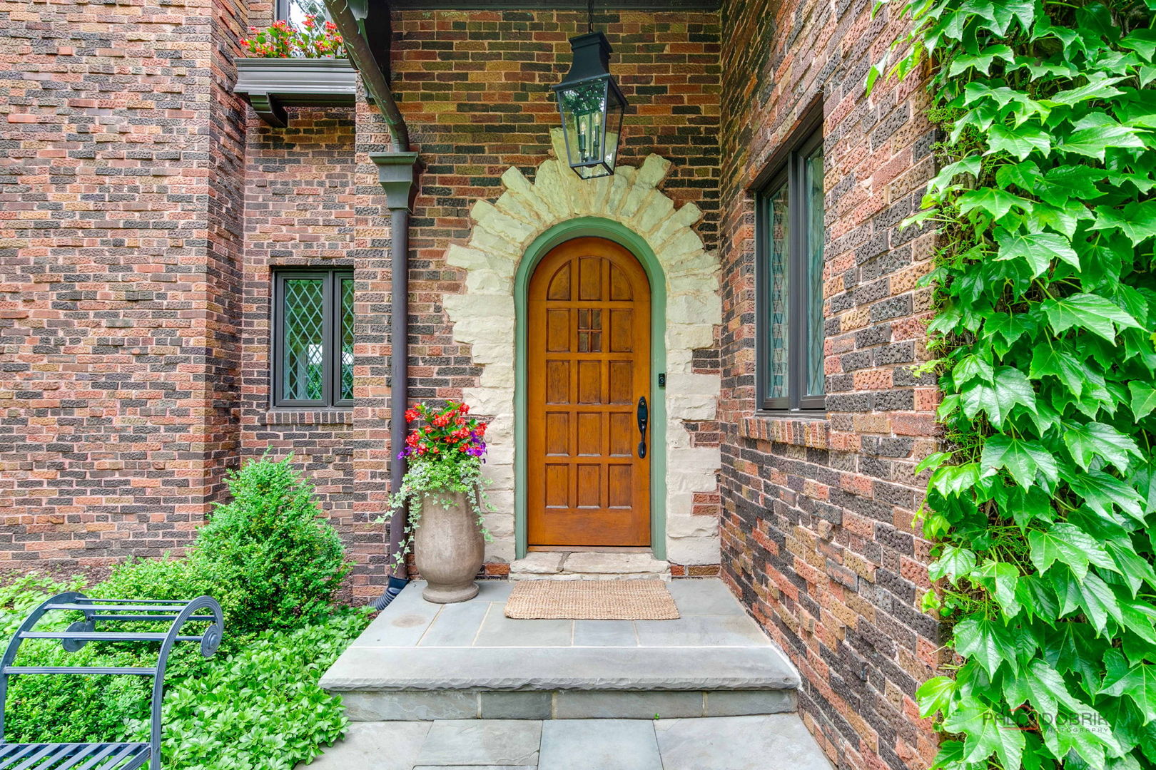 670 S Green Bay Road