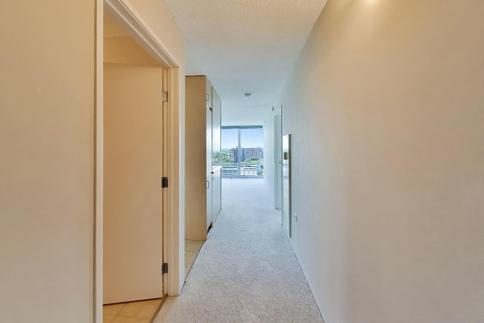 800 Elgin Road 1404