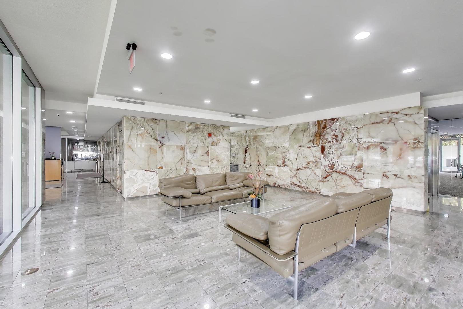800 Elgin Road 1404
