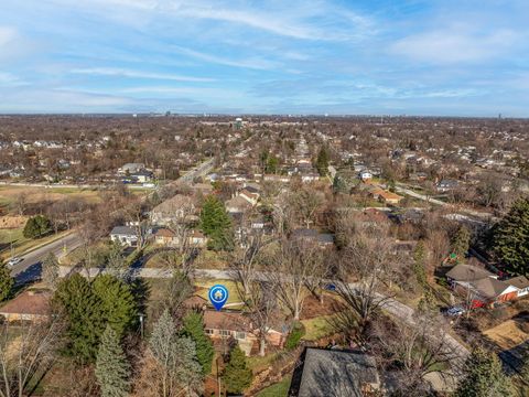 Tiny photo for 921 60th Place, Downers Grove, IL 60516 (MLS # 12536550)