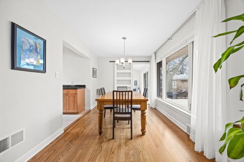 Tiny photo for 921 60th Place, Downers Grove, IL 60516 (MLS # 12536550)