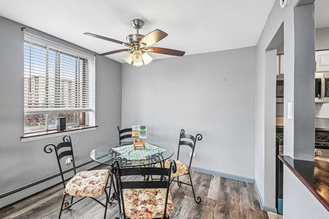 Tiny photo for 9740 S Pulaski Road #306, Oak Lawn, IL 60453 (MLS # 12627713)