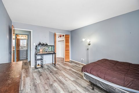 Tiny photo for 9740 S Pulaski Road #306, Oak Lawn, IL 60453 (MLS # 12627713)