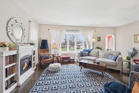Tiny photo for 124 E Jackson Street, Villa Park, IL 60181 (MLS # 12607024)