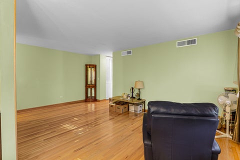 Tiny photo for 2629 N Hampden Court #502, Chicago, IL 60614 (MLS # 12777197)