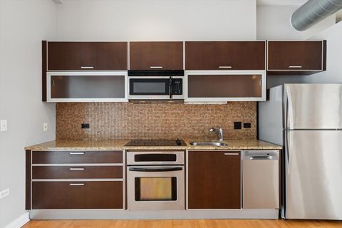 Tiny photo for 660 W Wayman Street #501, Chicago, IL 60661 (MLS # 12468737)