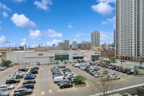 Tiny photo for 660 W Wayman Street #501, Chicago, IL 60661 (MLS # 12468737)