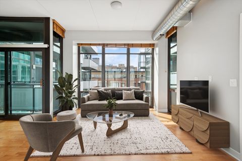 Tiny photo for 660 W Wayman Street #501, Chicago, IL 60661 (MLS # 12468737)