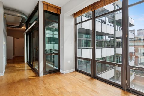 Tiny photo for 660 W Wayman Street #501, Chicago, IL 60661 (MLS # 12468737)