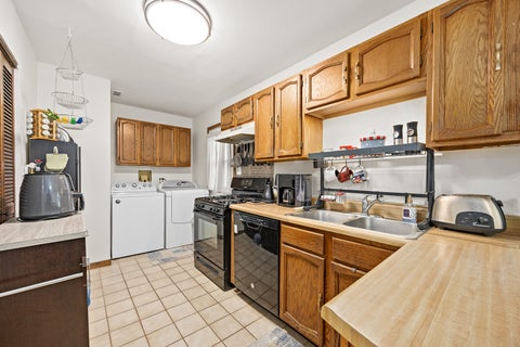 Tiny photo for 437 Wright Court, Bolingbrook, IL 60440 (MLS # 12717583)