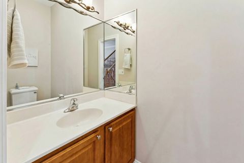 Tiny photo for 5 Illinois Avenue, Schaumburg, IL 60193 (MLS # 12547919)