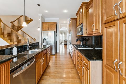 Tiny photo for 5 Illinois Avenue, Schaumburg, IL 60193 (MLS # 12547919)