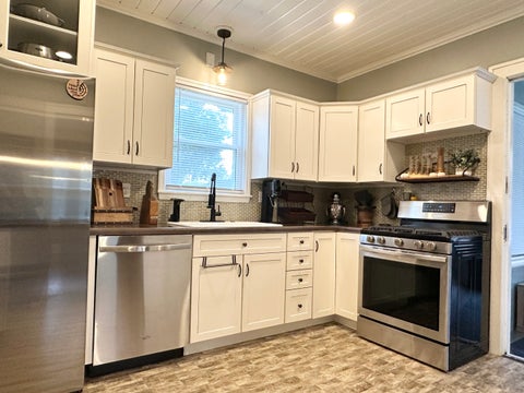 Tiny photo for 782 S Greenwood Avenue, Kankakee, IL 60901 (MLS # 12774038)