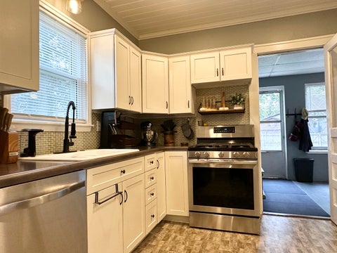 Tiny photo for 782 S Greenwood Avenue, Kankakee, IL 60901 (MLS # 12774038)