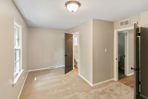 Tiny photo for 14348 Knox Avenue, Midlothian, IL 60445 (MLS # 12470498)